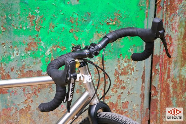 gallery Bike Check : le Charge Plug Ti de Seb