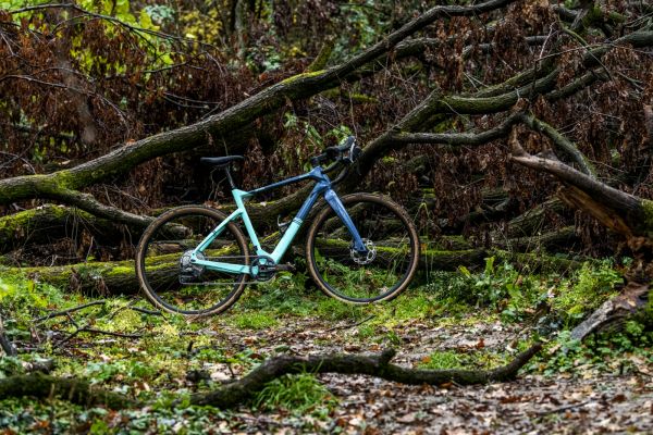 gallery Bianchi Arcadex : entre sportivité et aventure