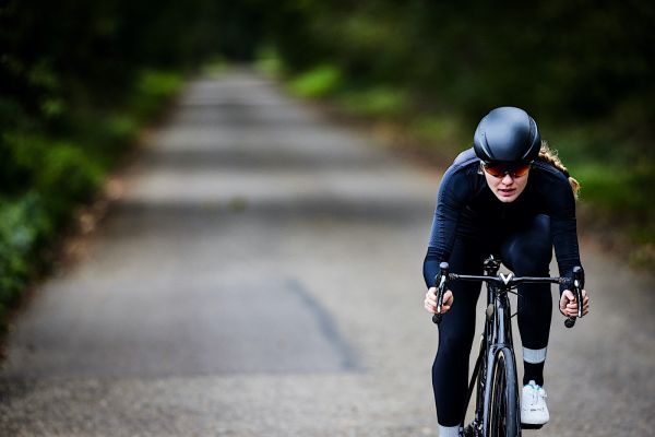 Test du casque Lazer Sphere Mips : parfait compromis entre confort et  sécurité, le tout avec du style - Le Cycle.fr