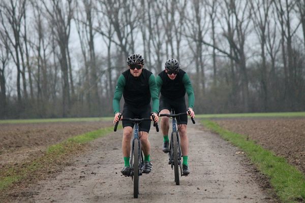 gallery Stiff Bicycles présente son Gravel Frontier en vidéo