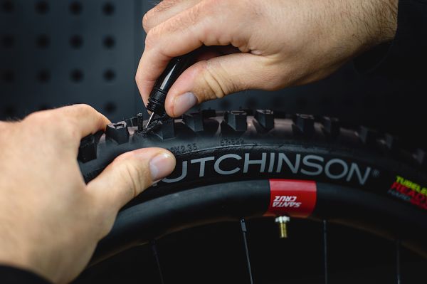 gallery Une nouvelle gamme d&#39;accessoires tubeless chez Hutchinson