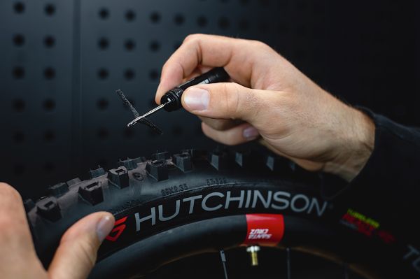 gallery Une nouvelle gamme d&#39;accessoires tubeless chez Hutchinson