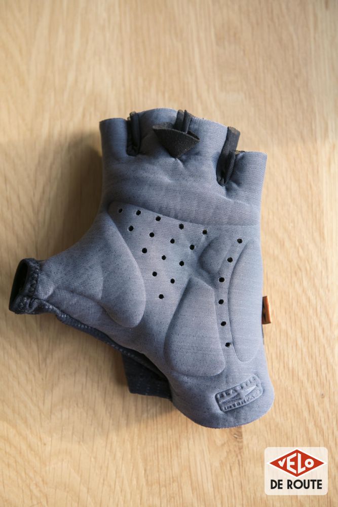 gallery Essai : Paume de Gants Elastic Interface