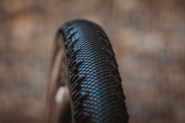 gallery G-One RS, un Schwalbe orienté &quot;race&quot;