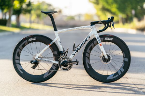 gallery Zipp 858 NSW &amp; 808 Firecrest : la largeur en mode aéro !
