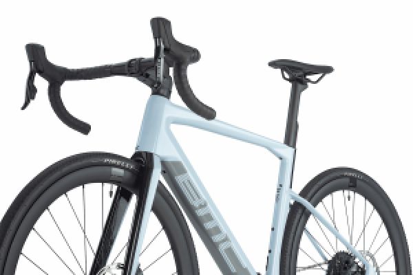 gallery Roadmachine 01 AMP X, l&#39;endurance électrique selon BMC