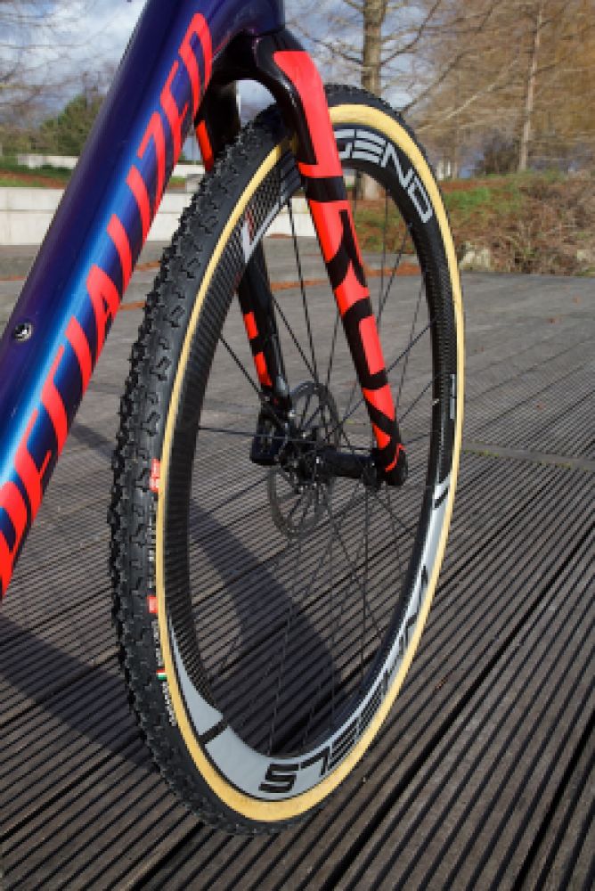 gallery Test : Legend Wheels RS III CX, la performance pour le cyclo-cross