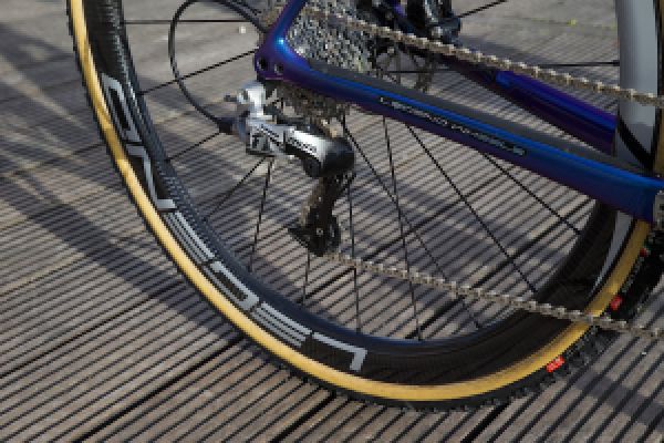 gallery Test : Legend Wheels RS III CX, la performance pour le cyclo-cross