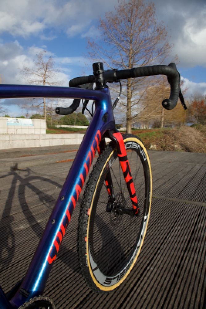 gallery Test : Legend Wheels RS III CX, la performance pour le cyclo-cross