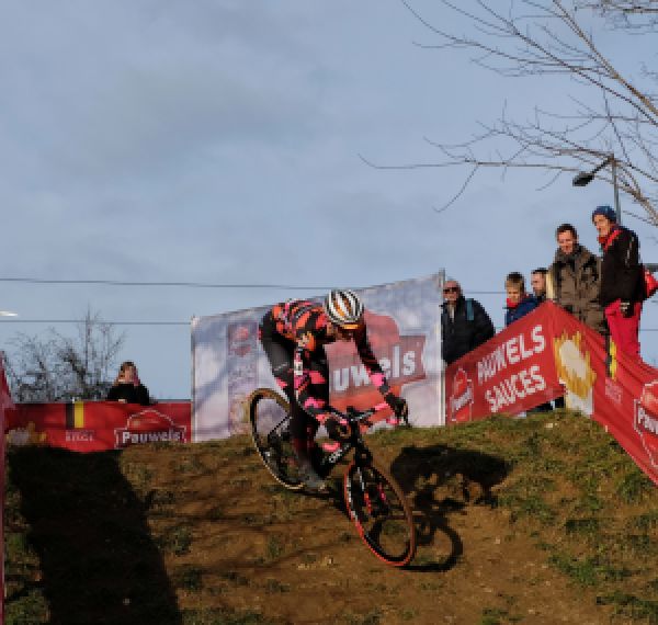 gallery CX : MVDP triomphe à Besançon