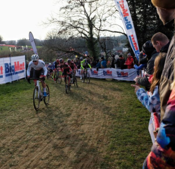 gallery CX : MVDP triomphe à Besançon