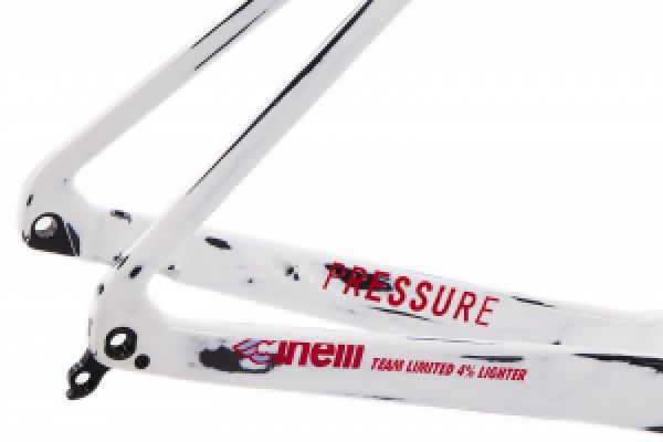 gallery Cinelli Pressure Team Edition