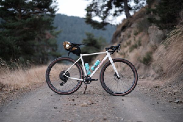 gallery Massacan, une nouvelle petite marque Gravel sudiste