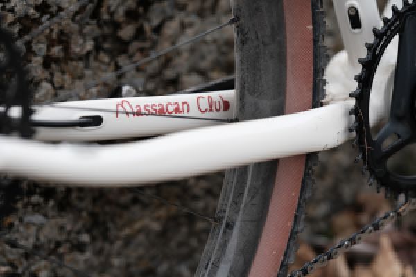 gallery Massacan, une nouvelle petite marque Gravel sudiste