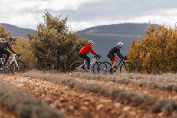 gallery Gravel Test Tour #2 : des vélos titane et carbone à l&#39;essai !