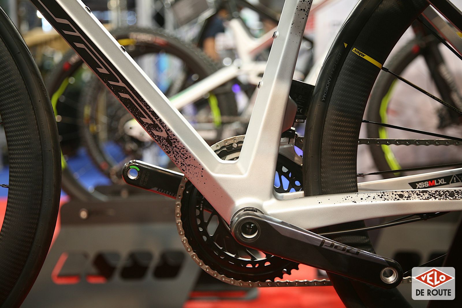 Vélo SUNN Grand Prix S1 carbone avec roues carbone - Stockovelo