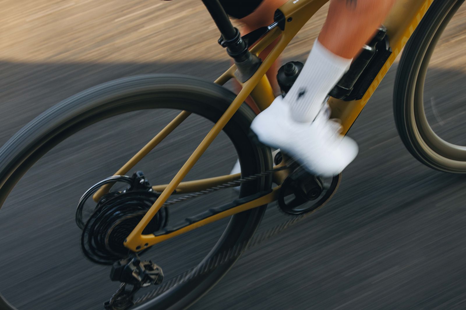 Un Gravel fait-il un Bon Vélo de Route ? Test du Diverge sur 200km sur les  Routes de Bourgogne 👍 